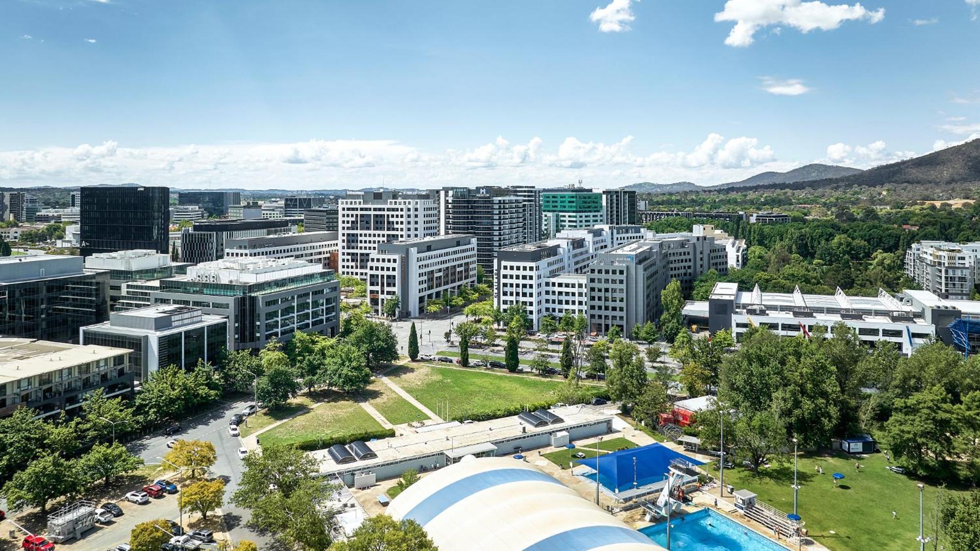 Meriton Suites Canberra Exterior photo Aerial view of the campus