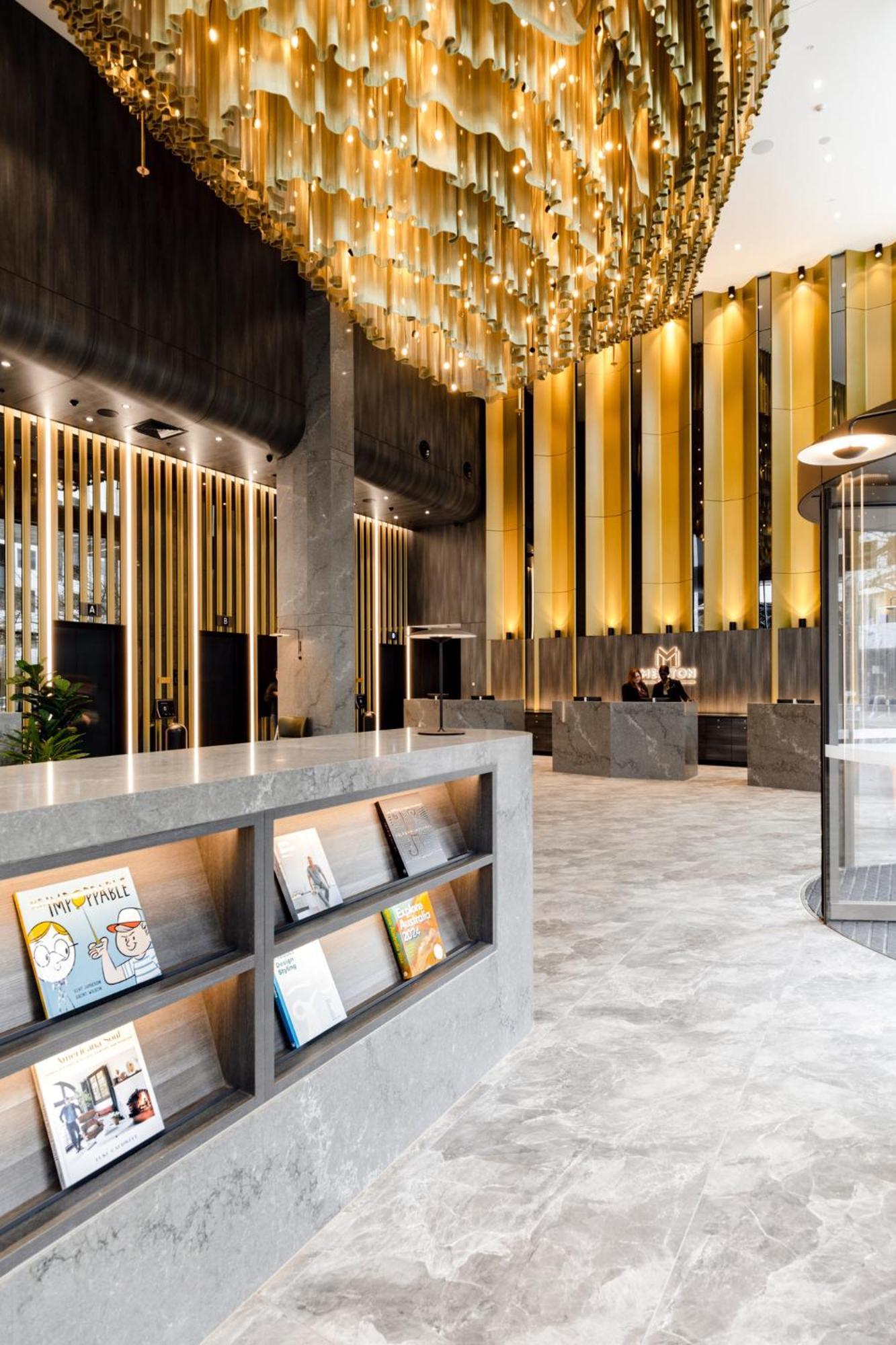 Meriton Suites Canberra Exterior photo The lobby of the hotel